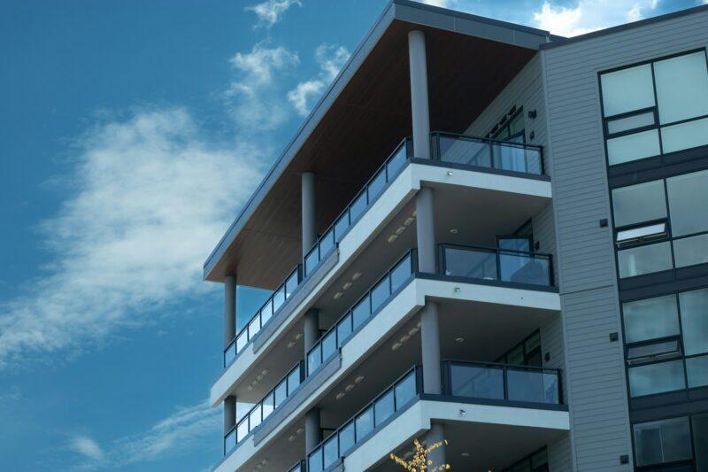 ny condo bankruptsy foreclosure